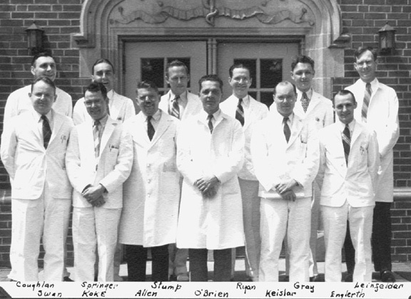 O'Brien with his faculty (P.J. Leinfelder, Jimmy Allen) and residents in 1940