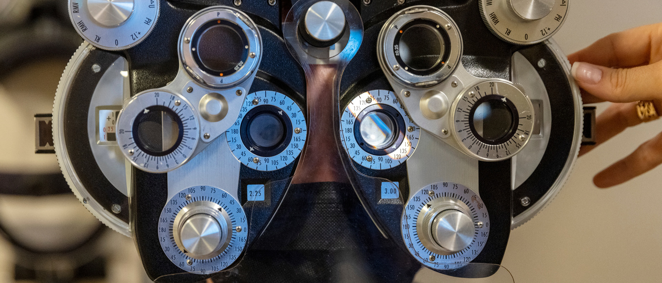 Ophthalmology education and training