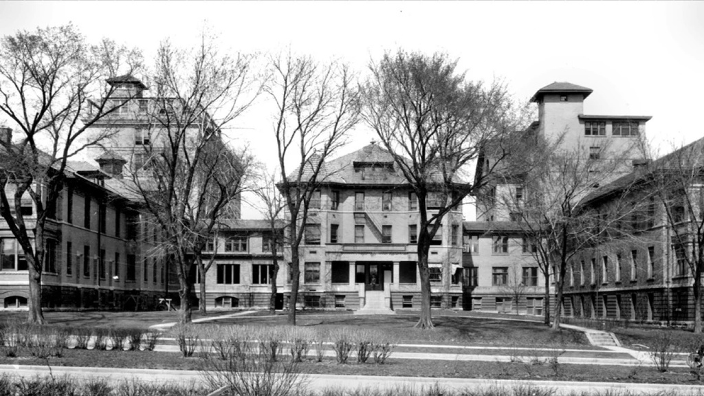 UI Hospital 1916